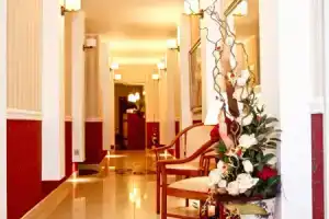 Гостиница «Четыре Сезона», Екатеринбург