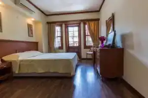 Yucelen Hotel, Акьяка