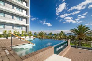 Отель «Occidental Atenea Mar - Adults Only», Барселона