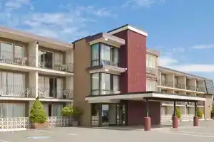 Travelodge by Wyndham Nanaimo, Нанаймо