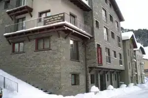 Apartamentos Bonet, Паль