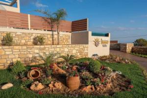Villa in Mariou With Pool Near Plakias Beach, Плакиас