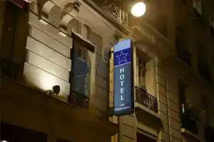 Отель «Star Champs-Elysées», Париж