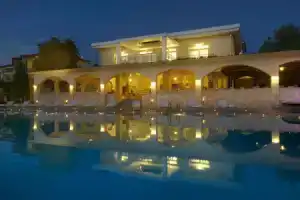 Portes Beach Hotel, Неа Потидеа