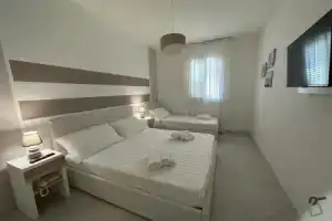 Hotiday Porto Cesareo, Порто-Чезарео