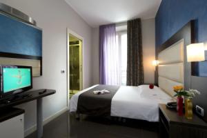 Hotel «Five», Милан