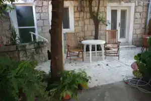 Apartment Milu - 80 m from sea: A1 Cavtat, Riviera Dubrovnik, Цавтат