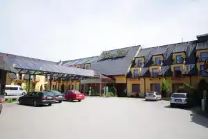Manor Hotel, Ольштын