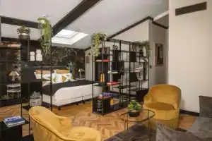 Отель «Maisons du Monde Hôtel & Suites - Marseille Vieux Port», Марсель