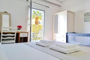 Holiday House Heraklion, Ираклион