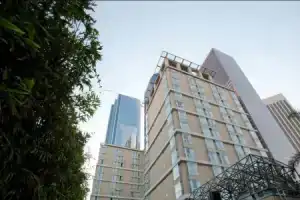 Omni Los Angeles Hotel California Plaza, Лос-Анджелес