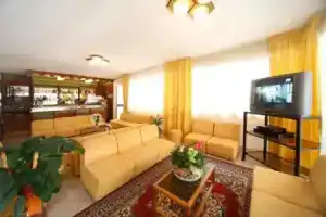 Hotel Devon Rooms & Breakfast, Чезенатико