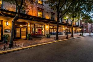 Staypineapple, A Delightful Hotel, South End, Бостон