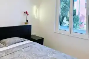 Sea View Apartment Rijeka-free Parking-6 People, Риека