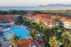 Golden Sun Hotel, Каламакион