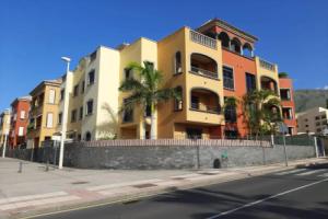 Paula Pool Apartment Adeje, Адехе