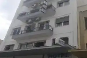 Hotel «Ionion», Пирей