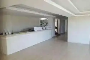 Lito Hotel, Иксия