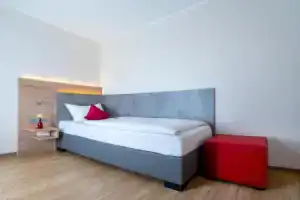 Landhotel Fettehenne, Леверкузен