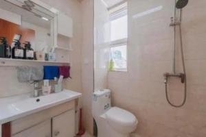 Xi'an Beilin·Yongning Gate· Locals Apartment 00141010, Сиань