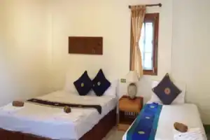 Phuwadee Resort & Spa, Баан Тай