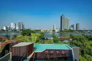 We Hotel Riverfront, Нонгтхабури