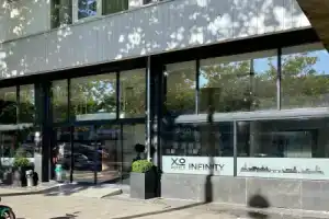 XO Hotels Infinity, Амстердам