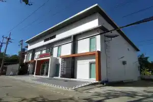 Twenty-Two Hotel, Мае Сай