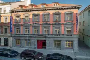 Ea Embassy Prague Hotel, Прага
