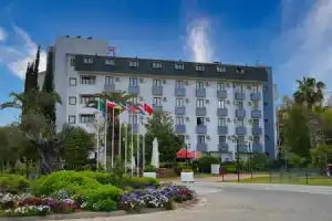 Отель «Club Aqua Plaza», Окурджалар