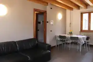 Alex's lake house, Рива-ди-Сольто