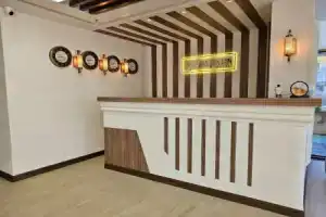 Baypark Hotel & SPA, Мидьят