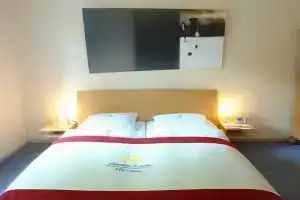 Hotel Hof Idingen, Фаллингбостель