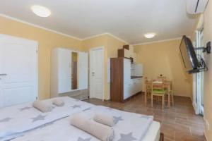 Slavko With Terrace - SA1 - Prizemlje Lijevo, Кастель Стари