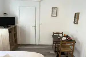Résidence Ensoleillée - Studio pour 2 Personnes 924, Экс-ле-Бен