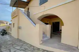 Kansoneta-traditional Mansion in Gastouri Village, Бенитсес