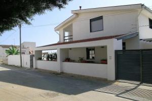 Villa With Sea View Swimming Pool, Маринелла
