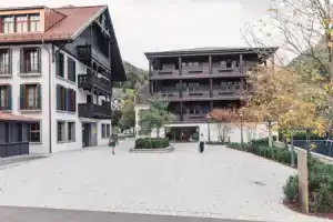 Posthotel Taube, Шрунс
