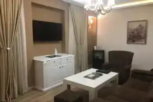 Russo Hotel, Ереван