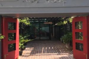 Отель «Red door», Бангкок
