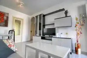 Bungalow Con Piscina Privada a 10 Min Playa, Торревьеха
