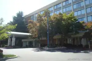 Holiday Inn Charlottesville-Monticello, an IHG Hotel, Шарлоттсвилл