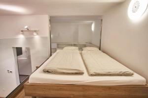 V27 Budapest Apartment, Будапешт
