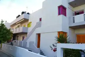 Irini Hotel-Apartments, Агия-Пелагия