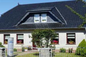 Ferienhauser am Teich, Zinnowitz, Цинновиц