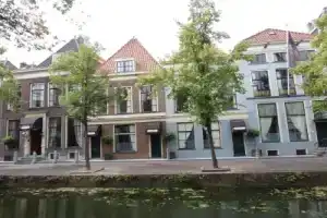Hotel «Royal Bridges», Делфт