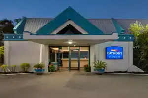 Baymont by Wyndham Daytona Beach - Intl Speedway, Дейтона-Бич