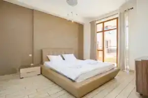 Stay Inn на ул. Саят-Нова, 40, Ереван