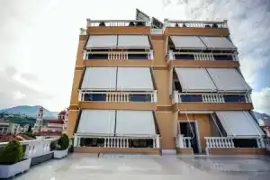 Hotel «Borova», Корча