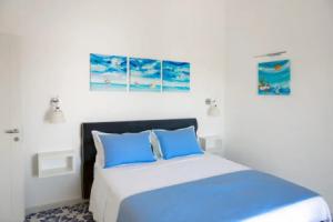 Amore Rentals - Casa Emma With Private Pool and Parking, Сант-Агата-суи-Дуэ-Гольфи